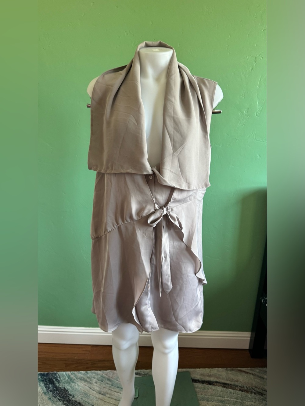 Y2K 2000s Love 2.1 Gray Satin Wrap Dress with Tie Waist Sz Large
